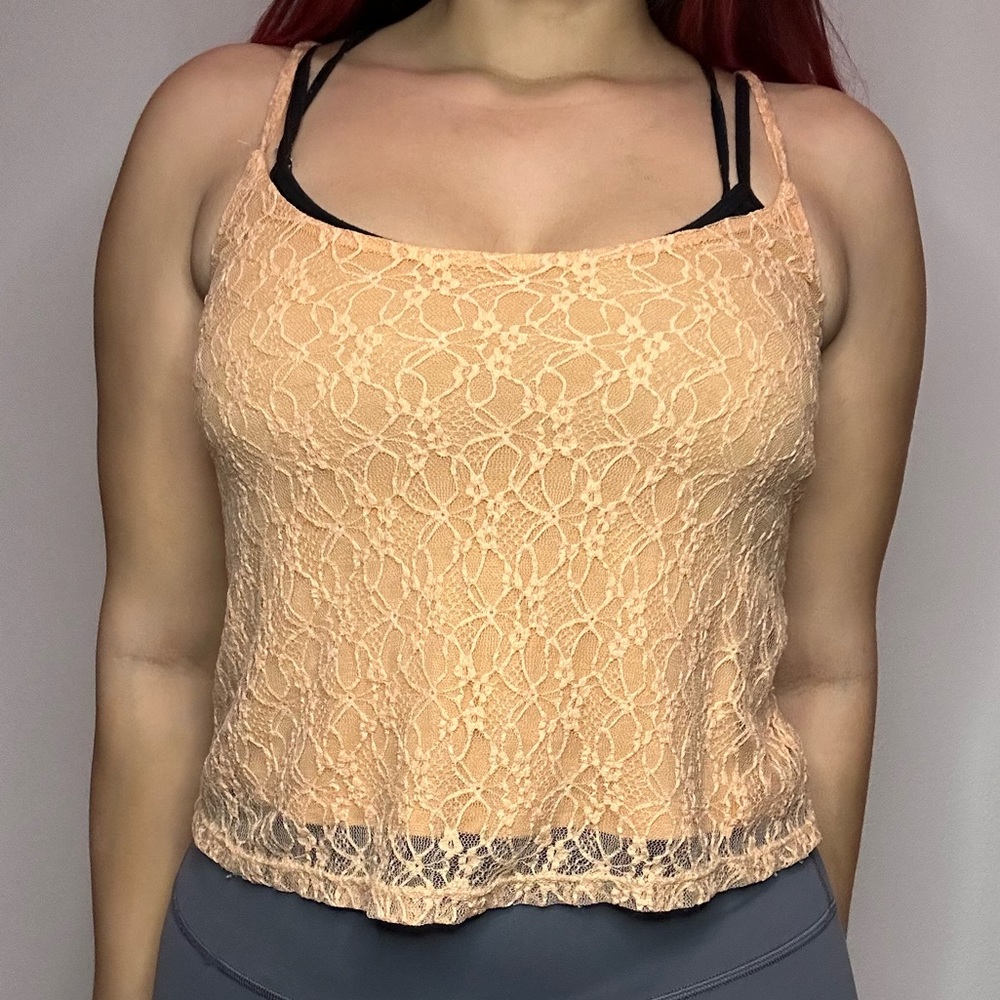 Lace Pattern Crop Top - Picture 4 of 10